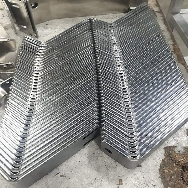 Quy Trình Chấn Gấp Inox Chuyên Nghiệp Tại An Phúc Thịnh